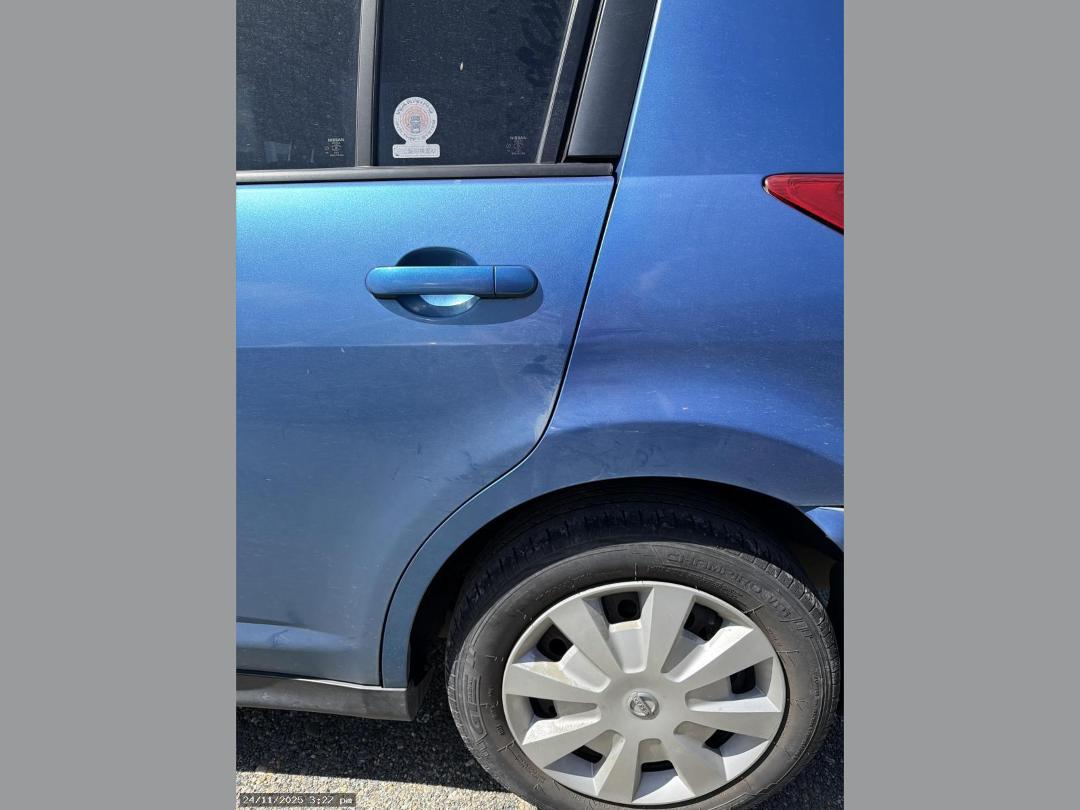 Photo '8' of Nissan Tiida Photo '8' of Nissan Tiida