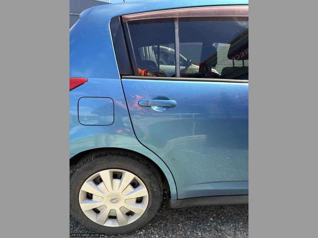 Photo '9' of Nissan Tiida Photo '9' of Nissan Tiida