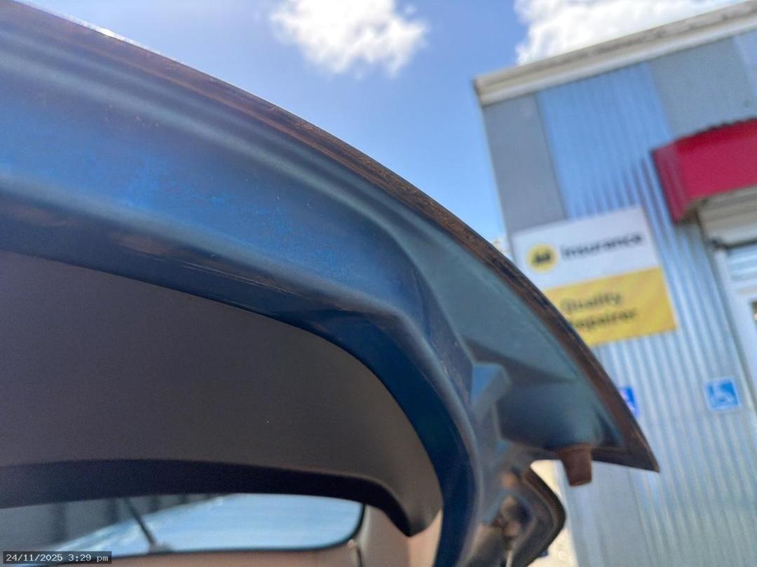 Photo '11' of Nissan Tiida Photo '11' of Nissan Tiida