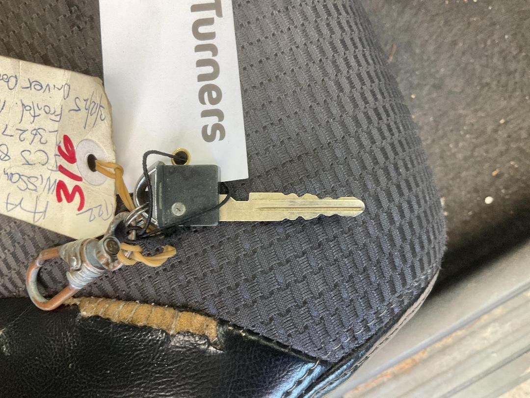 Photo '25' of Nissan Tiida