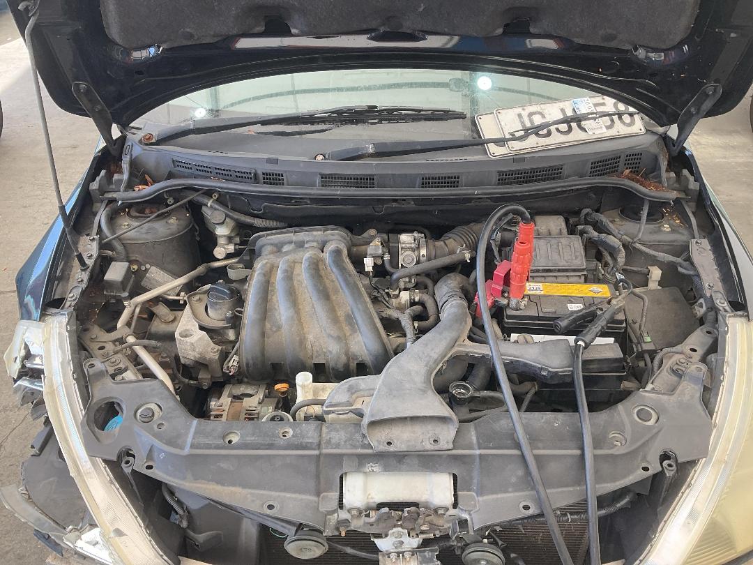 Photo '29' of Nissan Tiida