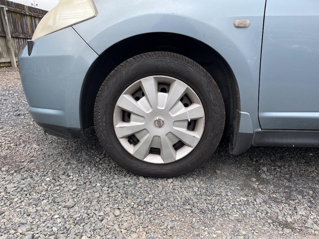 Photo '8' of Nissan Tiida