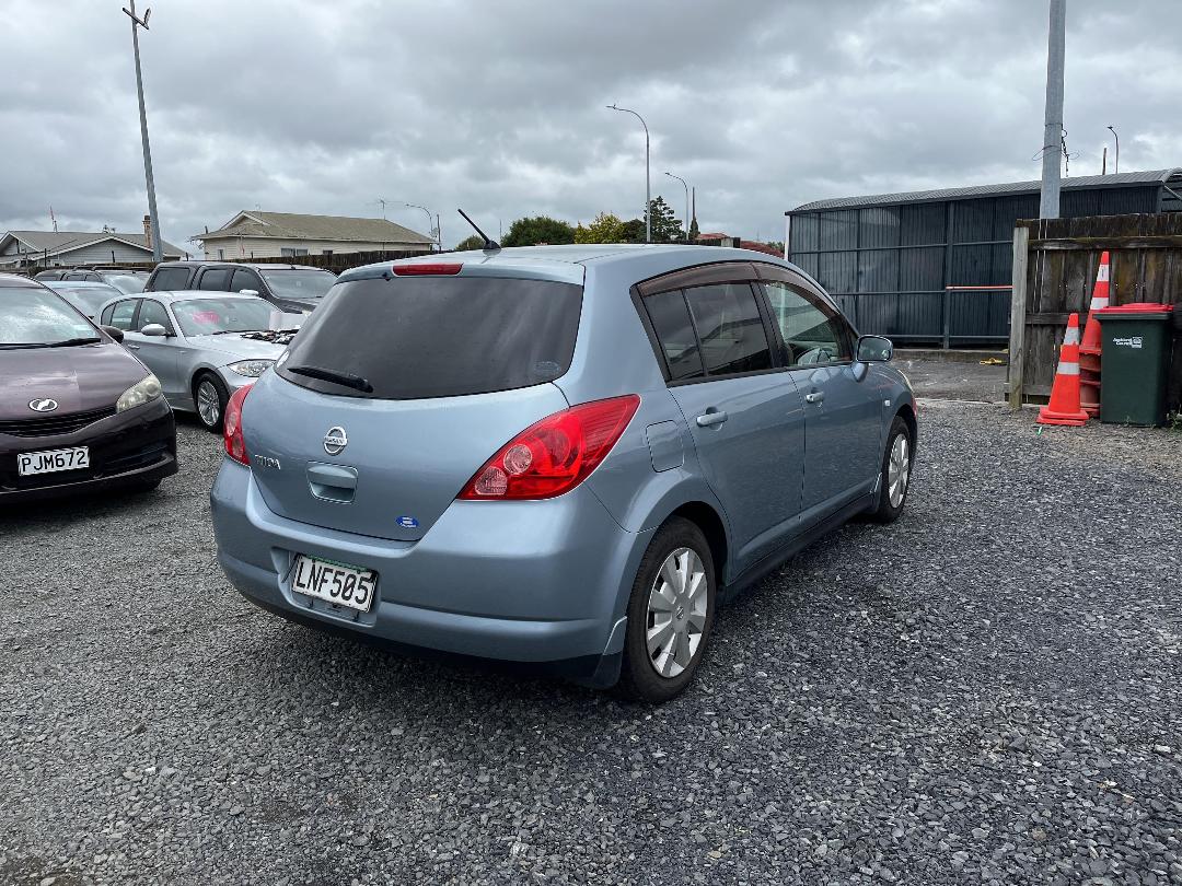 Photo '6' of Nissan Tiida