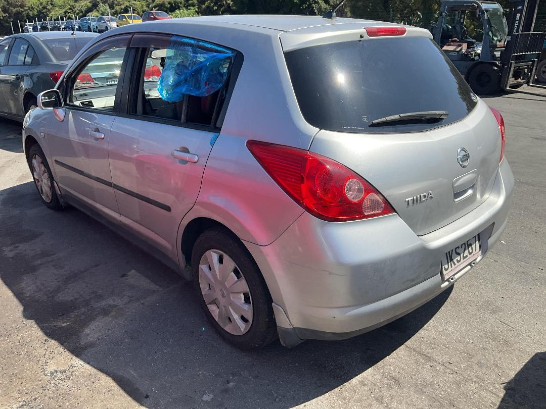 Photo '3' of Nissan Tiida Photo '3' of Nissan Tiida