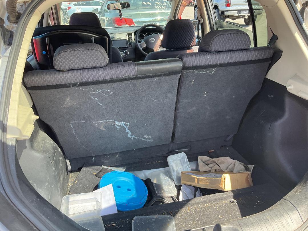 Photo '6' of Nissan Tiida Photo '6' of Nissan Tiida