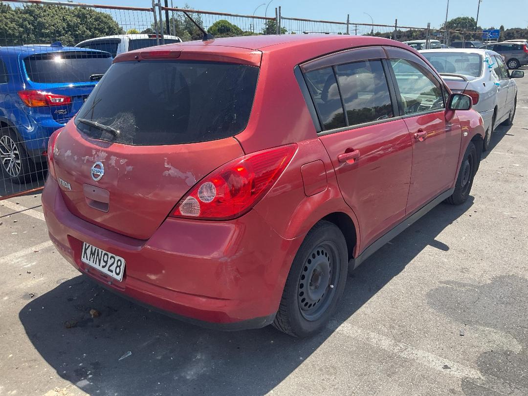 Photo '4' of Nissan Tiida Photo '4' of Nissan Tiida