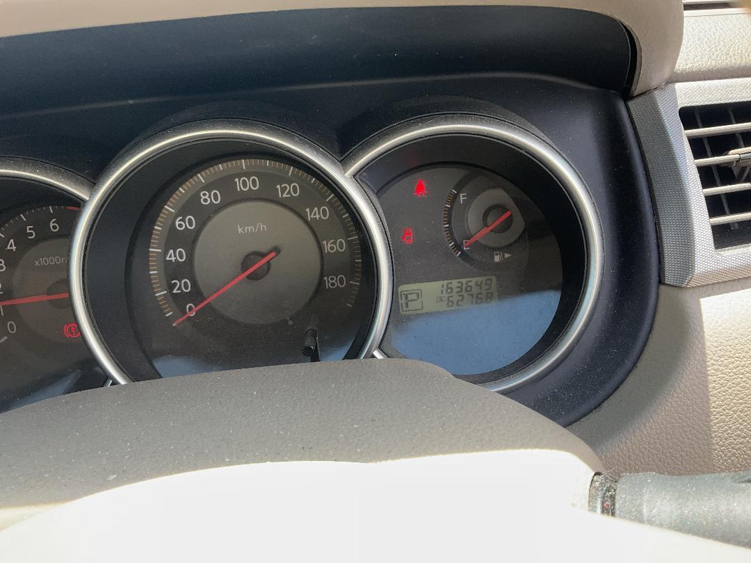 Photo '9' of Nissan Tiida Photo '9' of Nissan Tiida