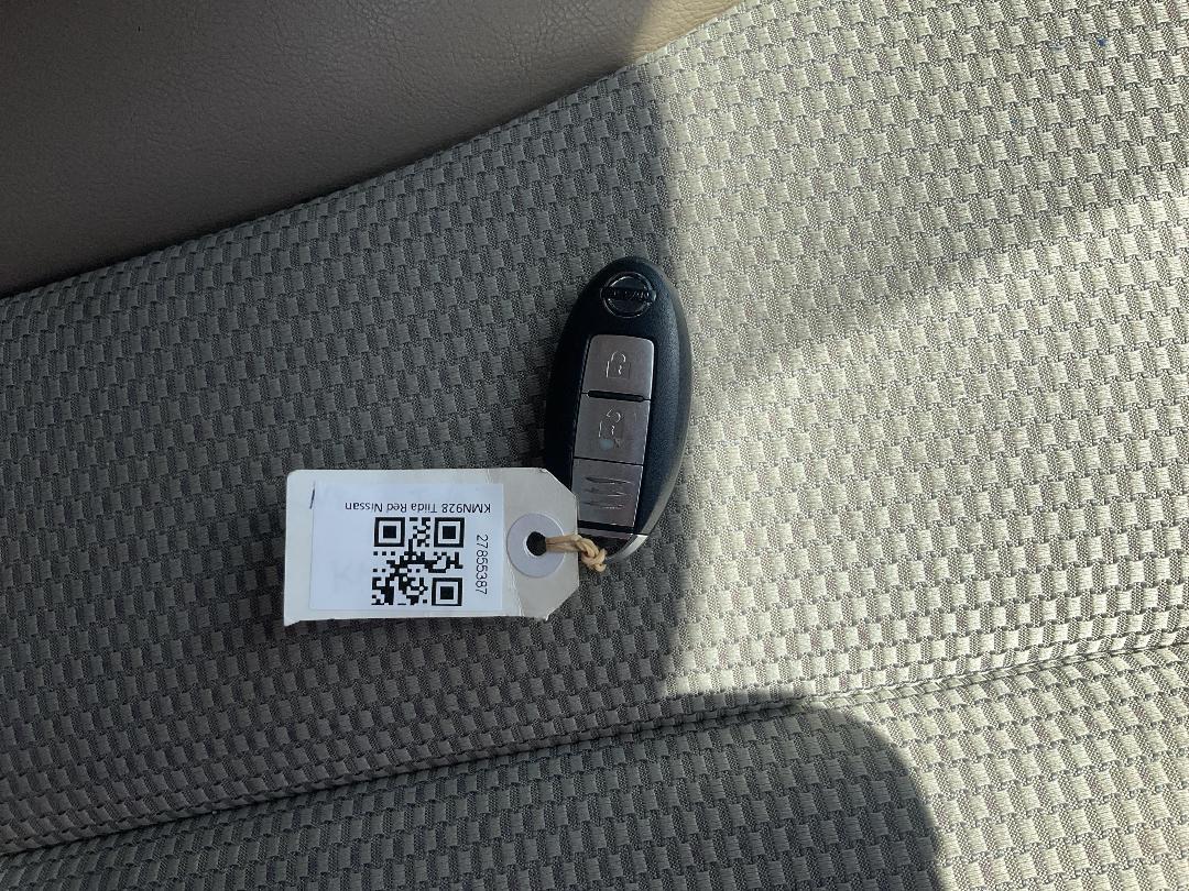 Photo '14' of Nissan Tiida Photo '14' of Nissan Tiida