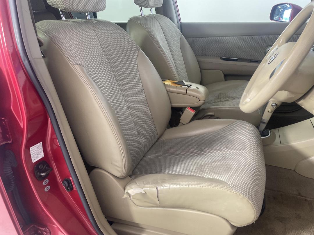 Photo '16' of Nissan Tiida