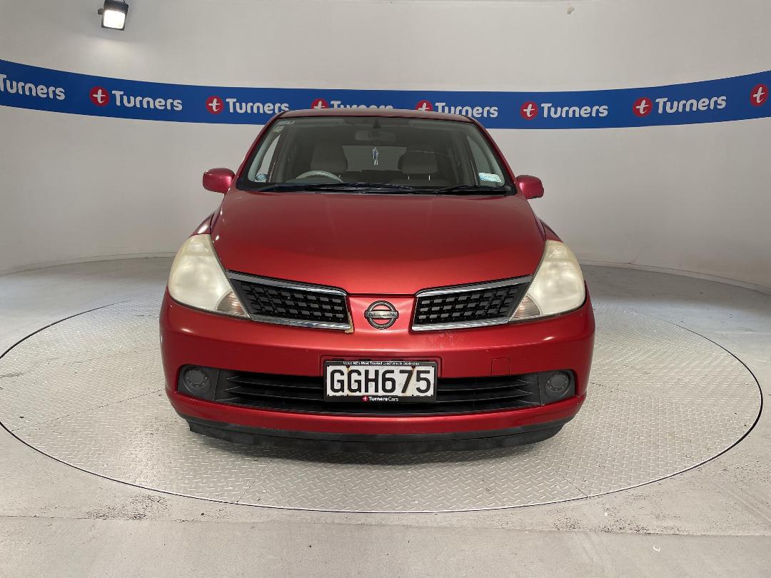 Photo '2' of Nissan Tiida