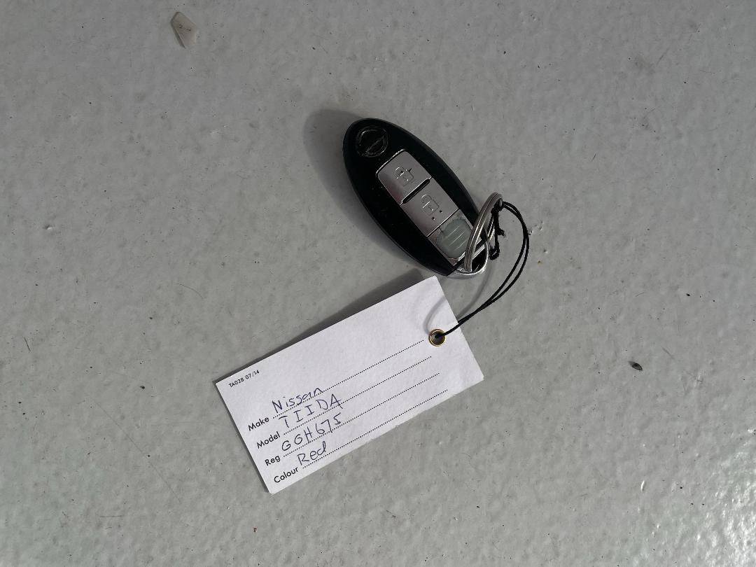 Photo '22' of Nissan Tiida