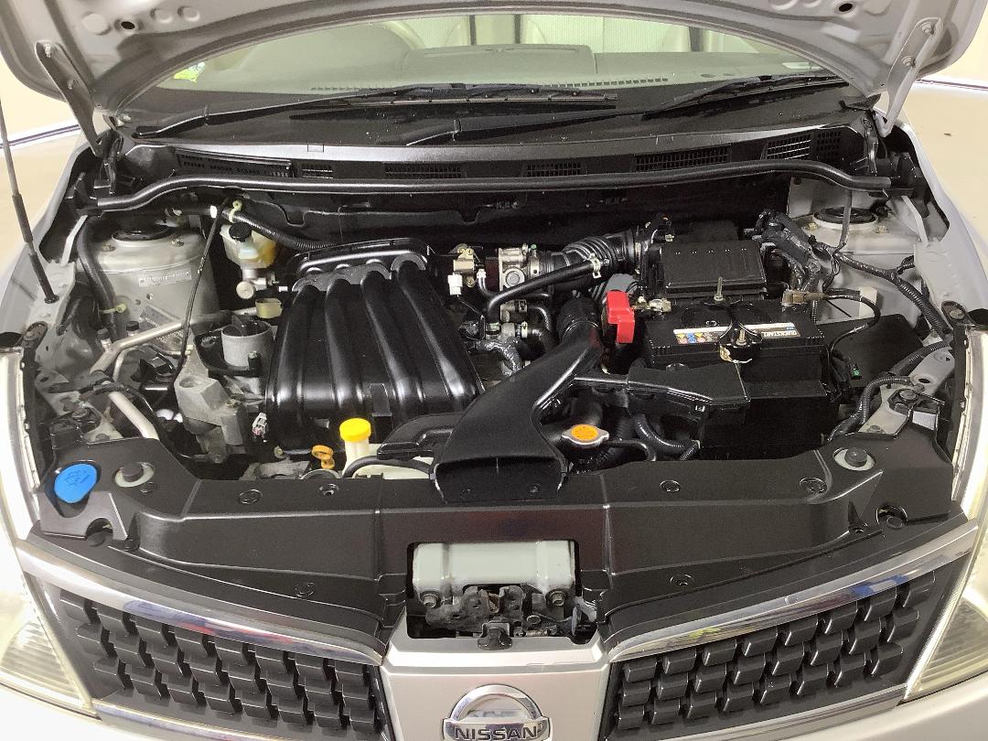 Photo '13' of Nissan Tiida