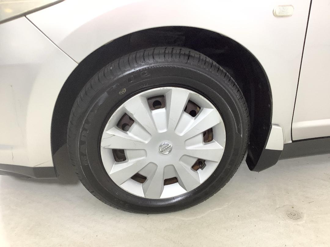 Photo '10' of Nissan Tiida