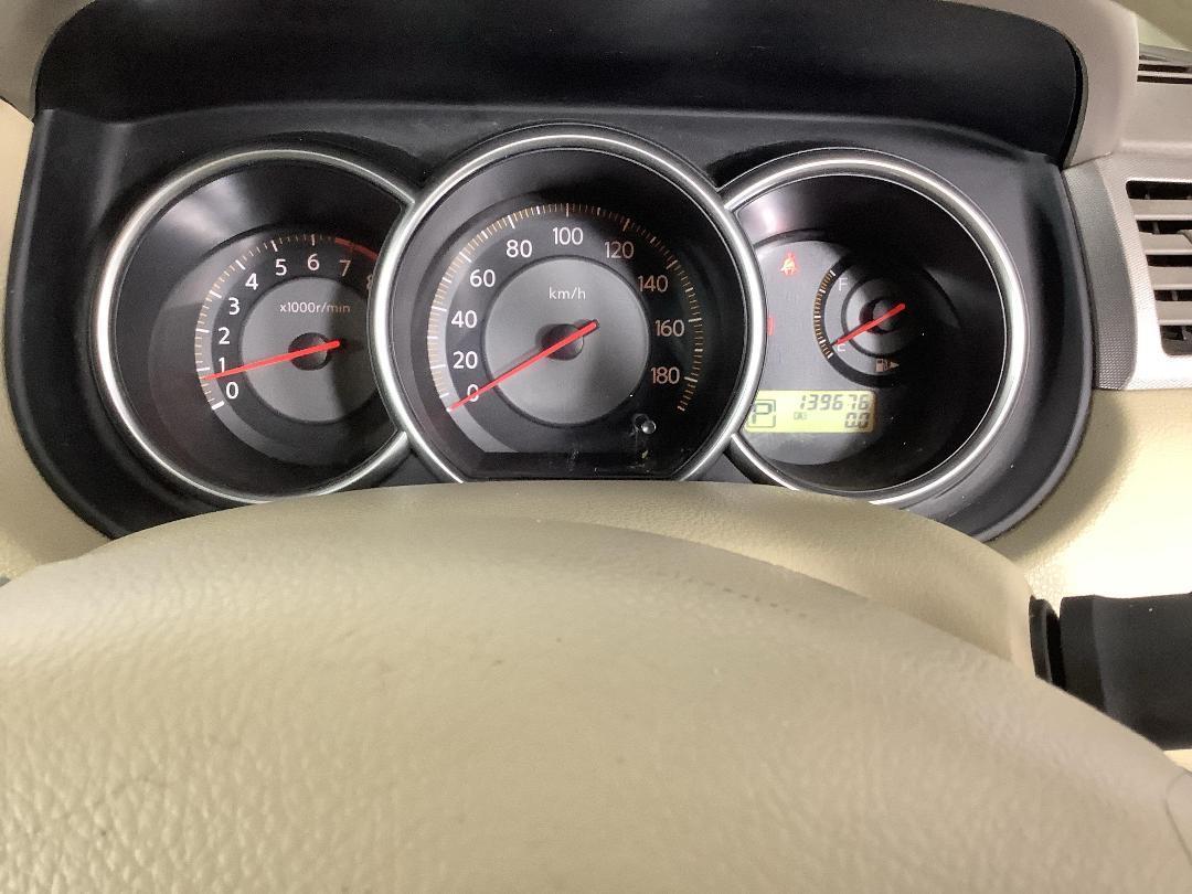 Photo '21' of Nissan Tiida