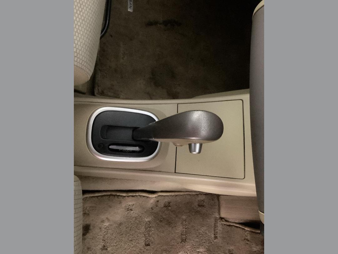 Photo '18' of Nissan Tiida