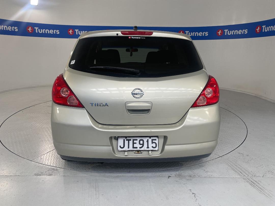 Photo '6' of Nissan Tiida Photo '6' of Nissan Tiida