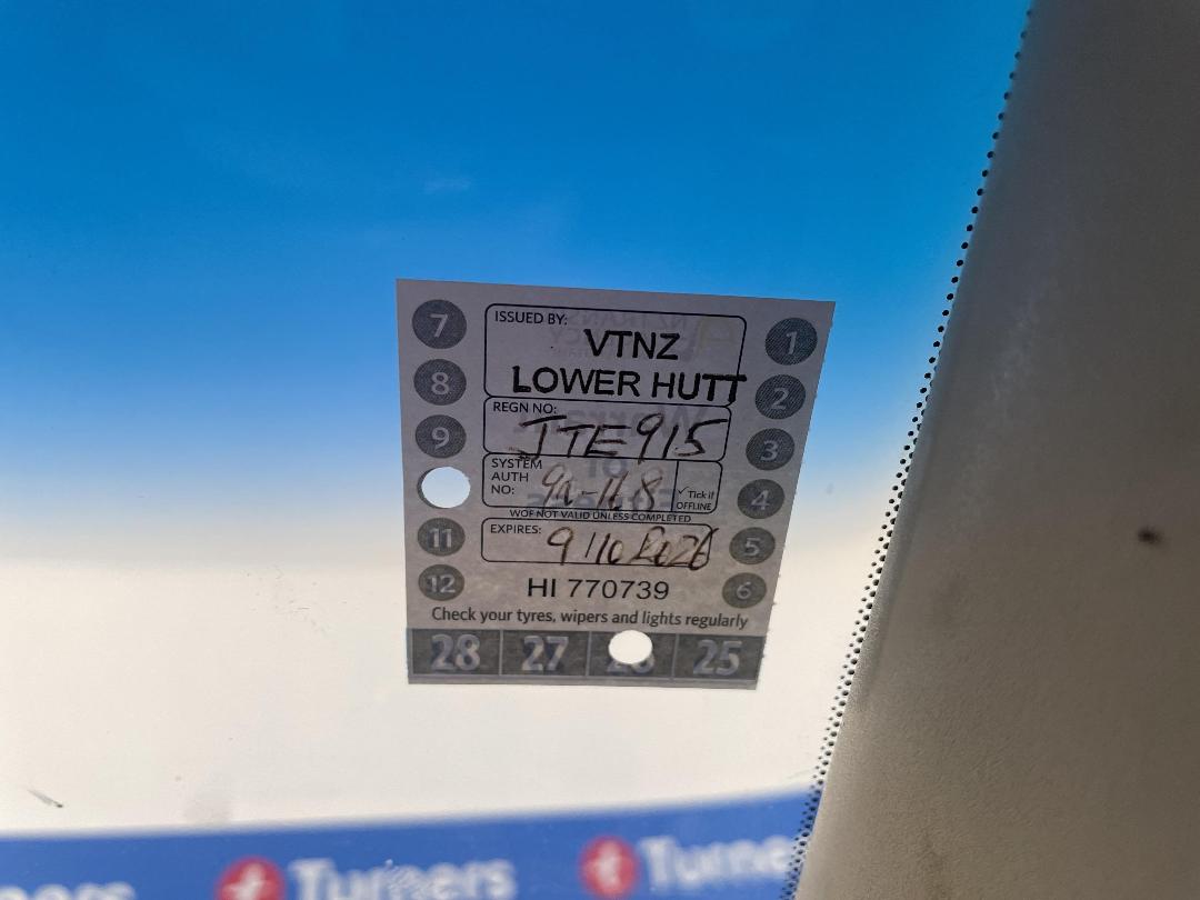 Photo '32' of Nissan Tiida Photo '32' of Nissan Tiida