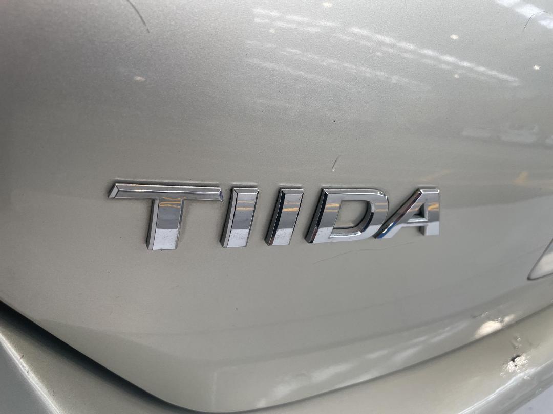 Photo '34' of Nissan Tiida Photo '34' of Nissan Tiida