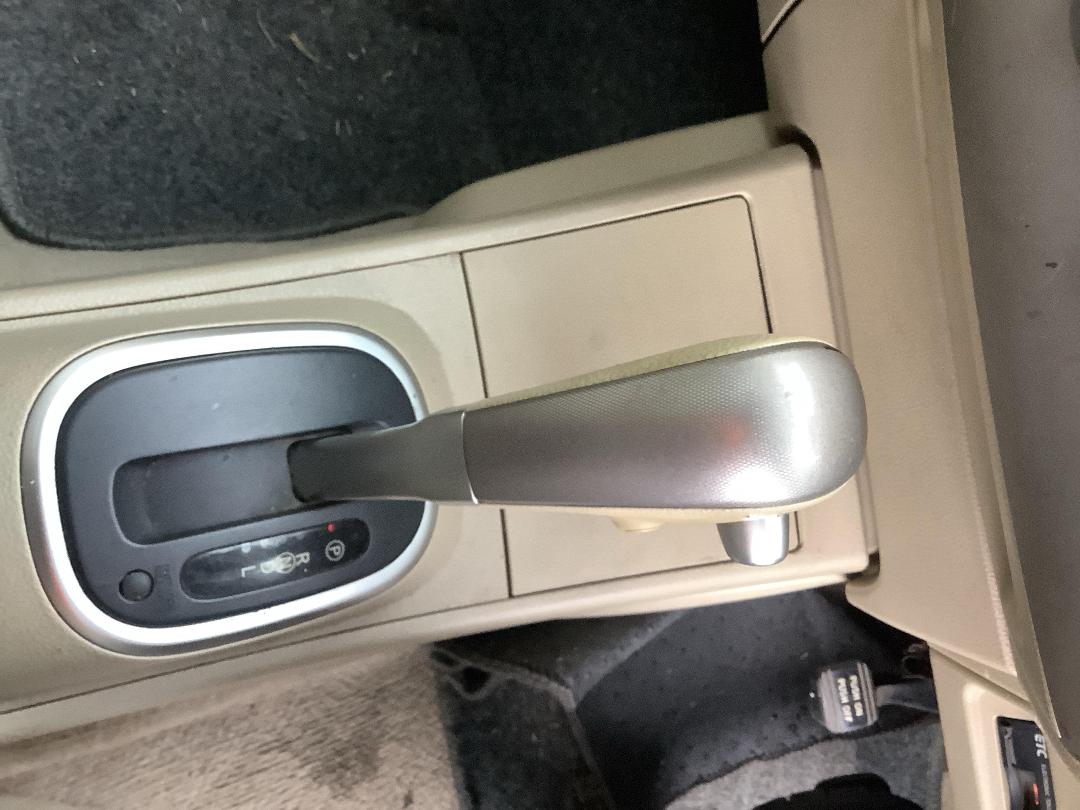 Photo '14' of Nissan Tiida