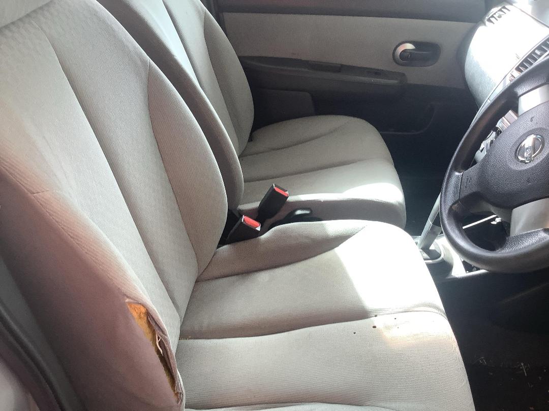 Photo '11' of Nissan Tiida Latio Photo '11' of Nissan Tiida Latio