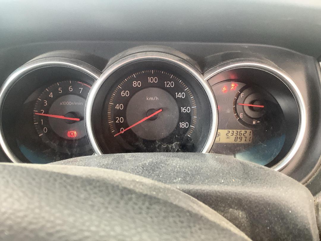 Photo '13' of Nissan Tiida Latio Photo '13' of Nissan Tiida Latio