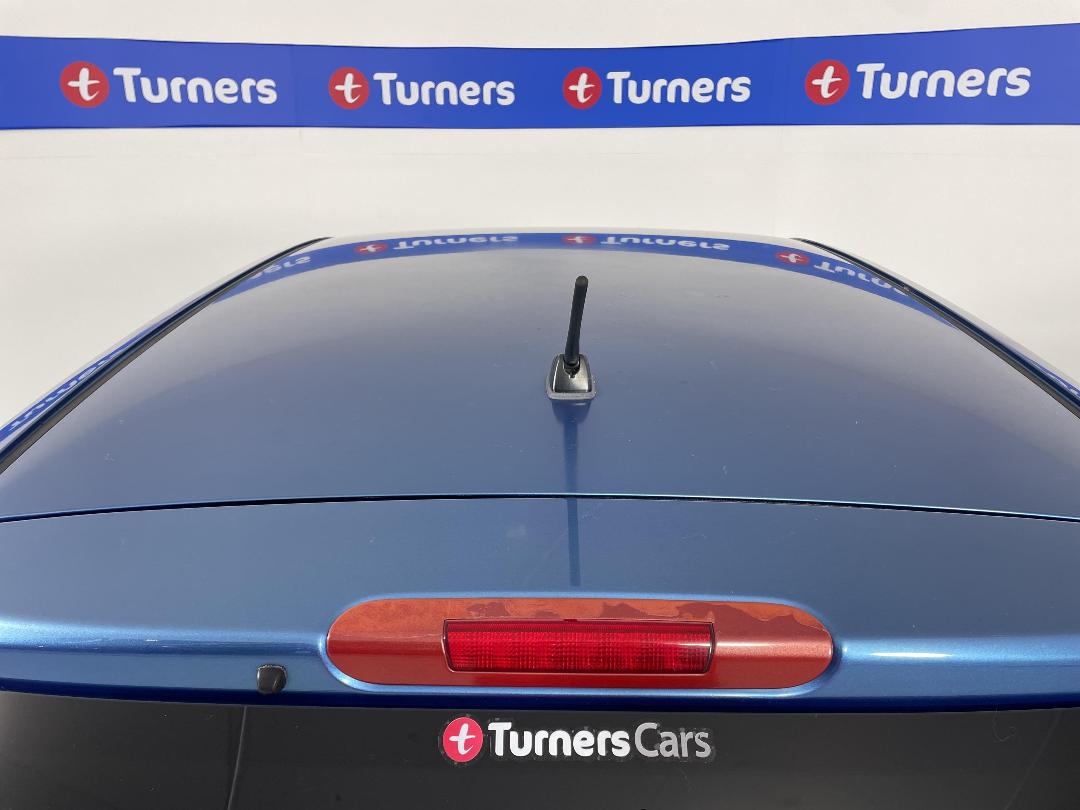 Photo '28' of Nissan Tiida