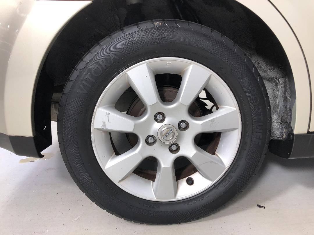 Photo '12' of Nissan Tiida