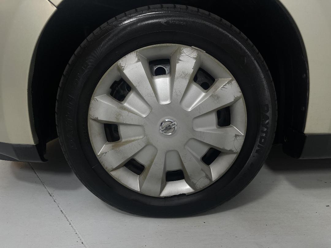 Photo '10' of Nissan Tiida