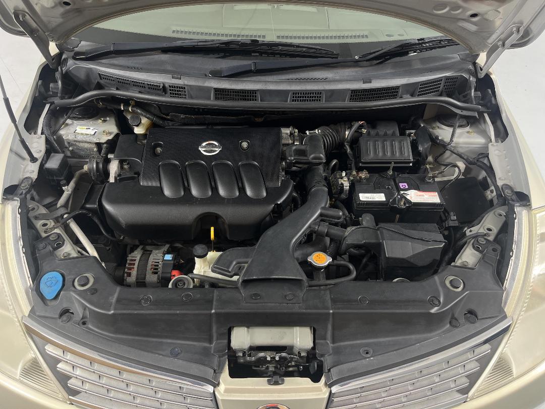 Photo '13' of Nissan Tiida