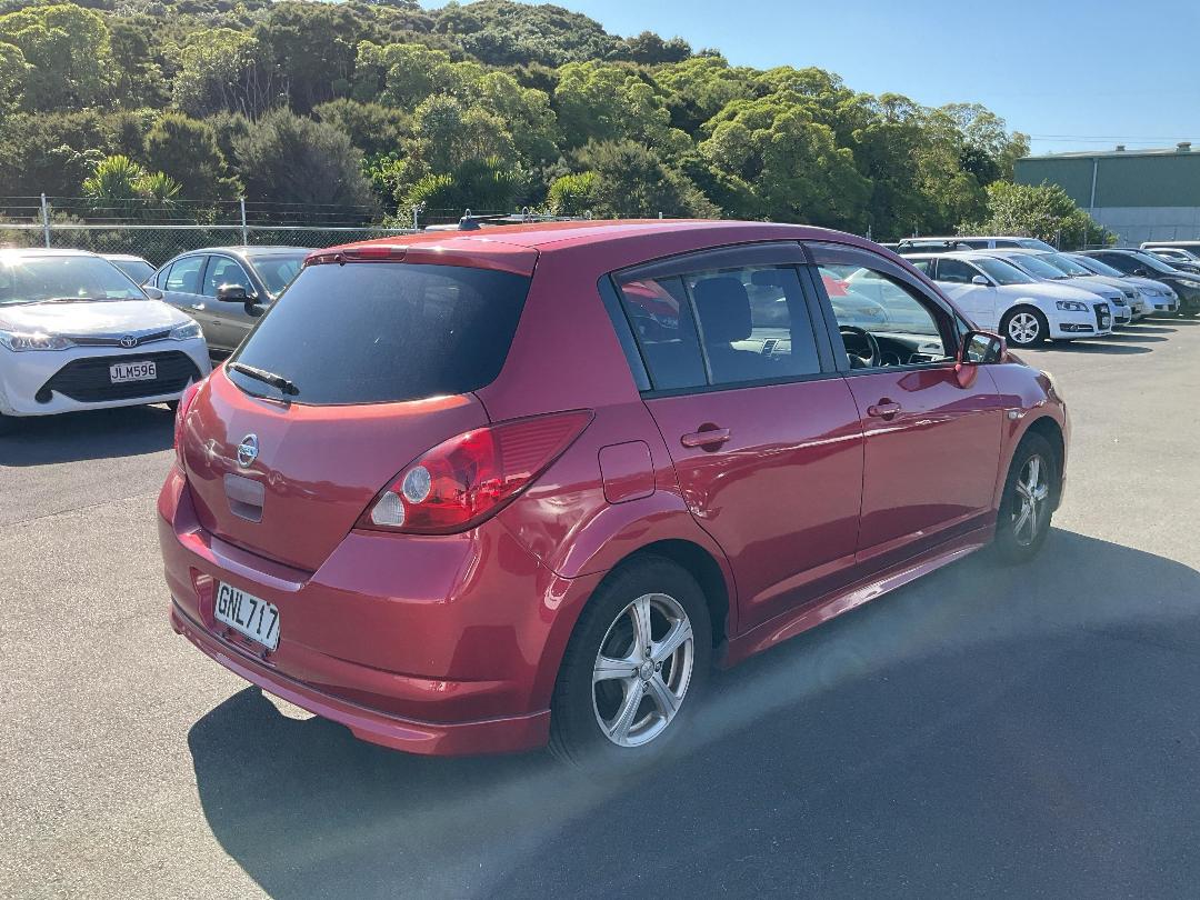 Photo '4' of Nissan Tiida