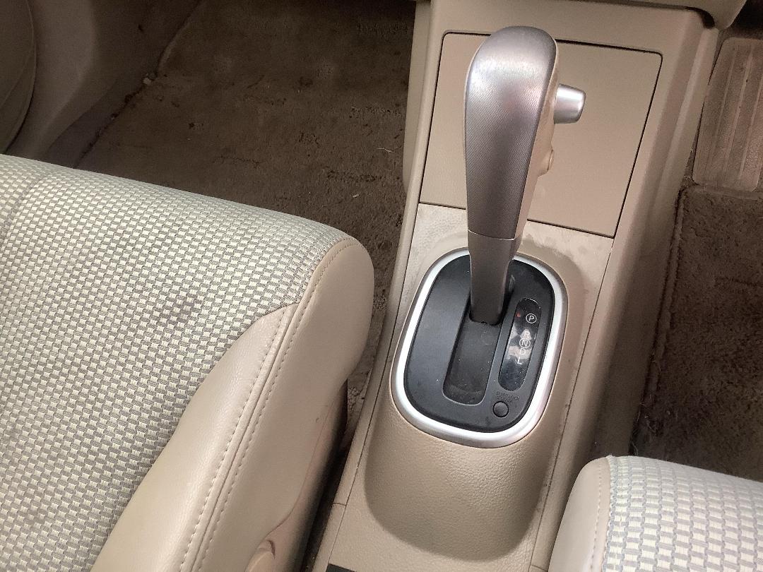 Photo '15' of Nissan Tiida Photo '15' of Nissan Tiida