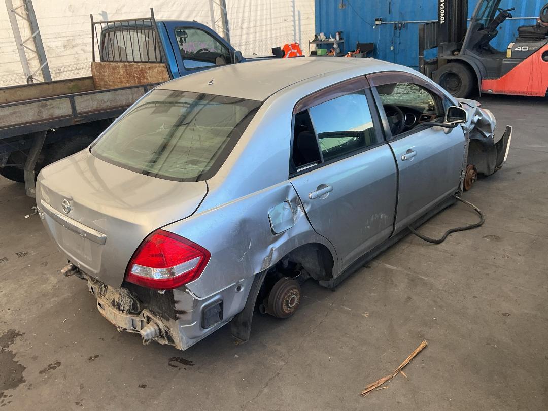 Photo '14' of Nissan Tiida Latio