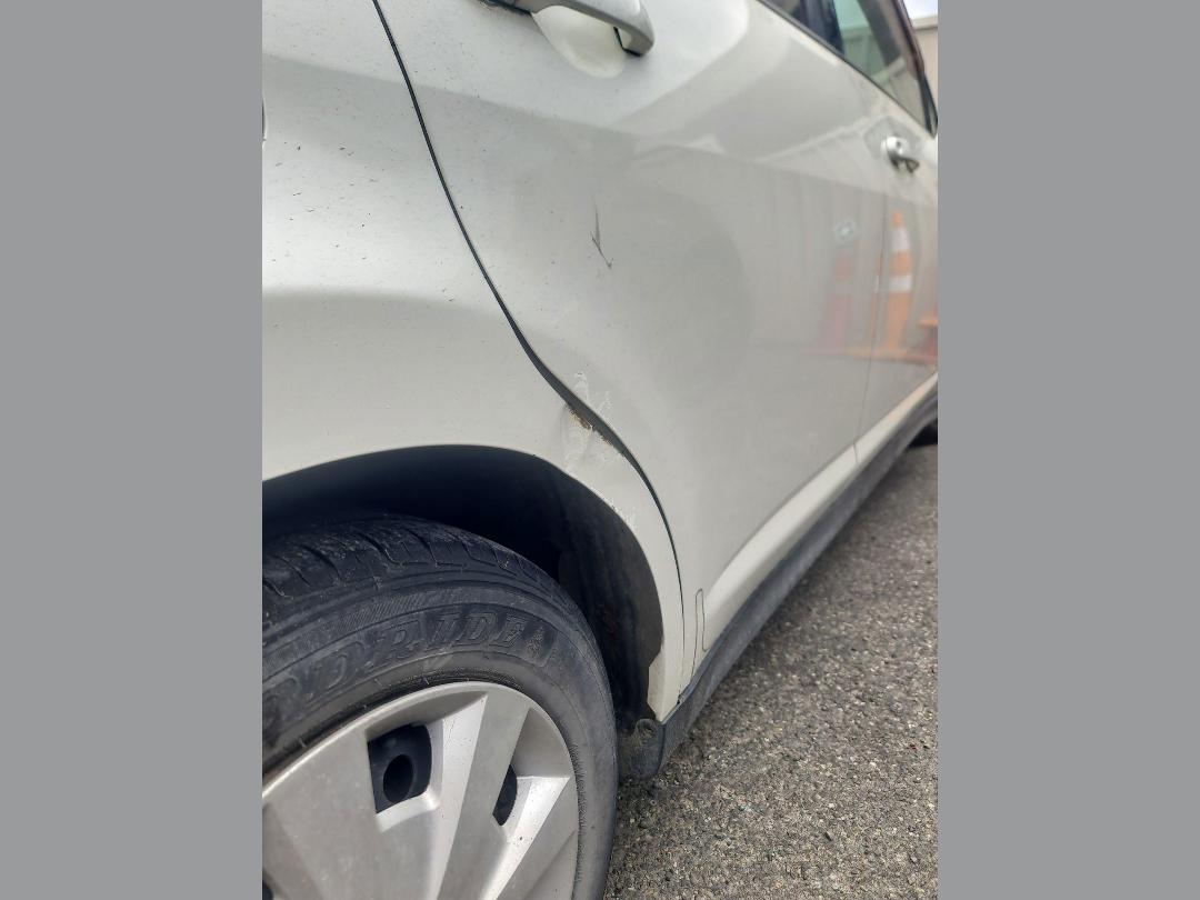 Photo '23' of Nissan Tiida