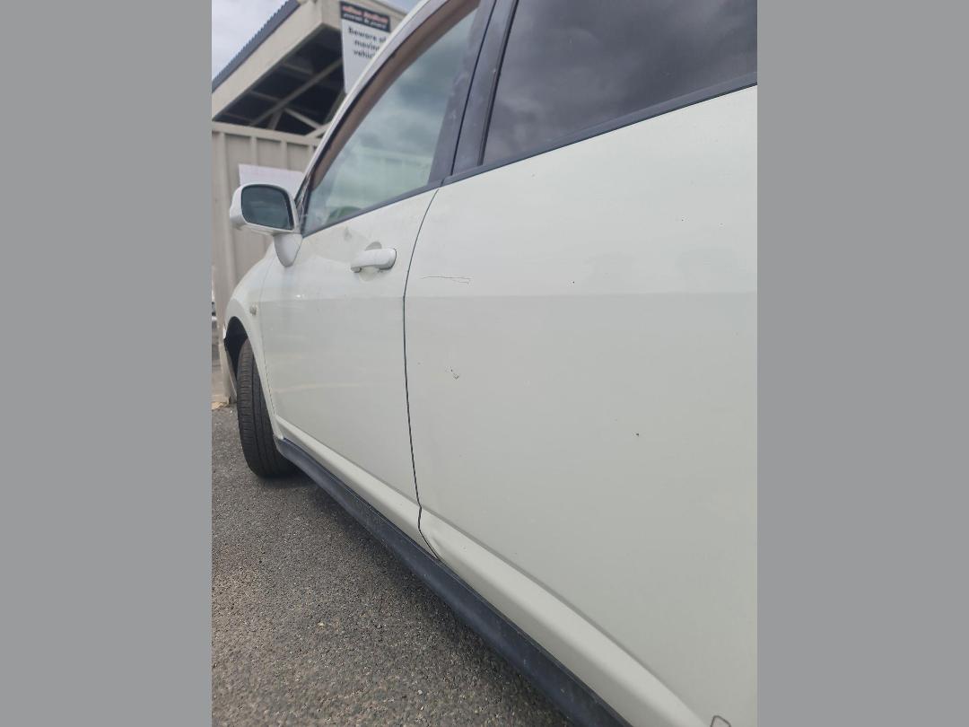 Photo '26' of Nissan Tiida