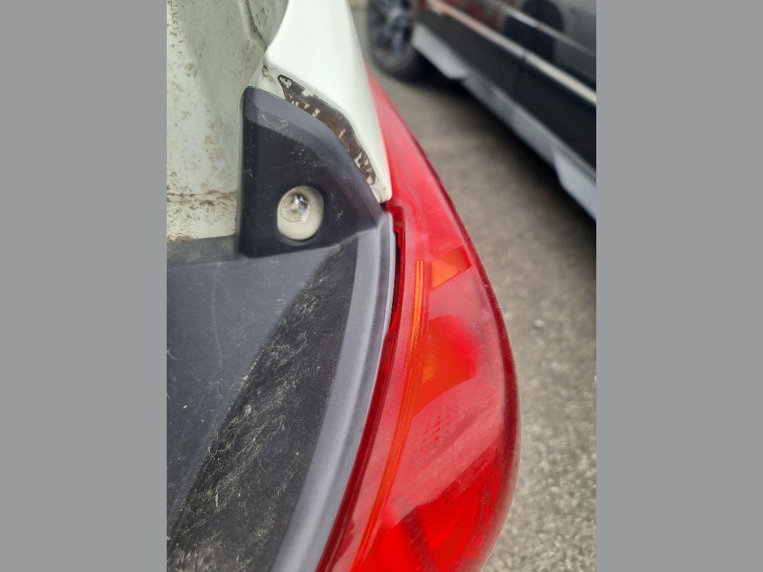 Photo '33' of Nissan Tiida