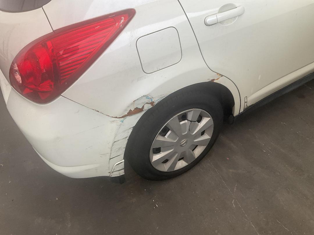 Photo '13' of Nissan Tiida Photo '13' of Nissan Tiida