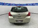 Thumbnail '6' of Nissan Tiida