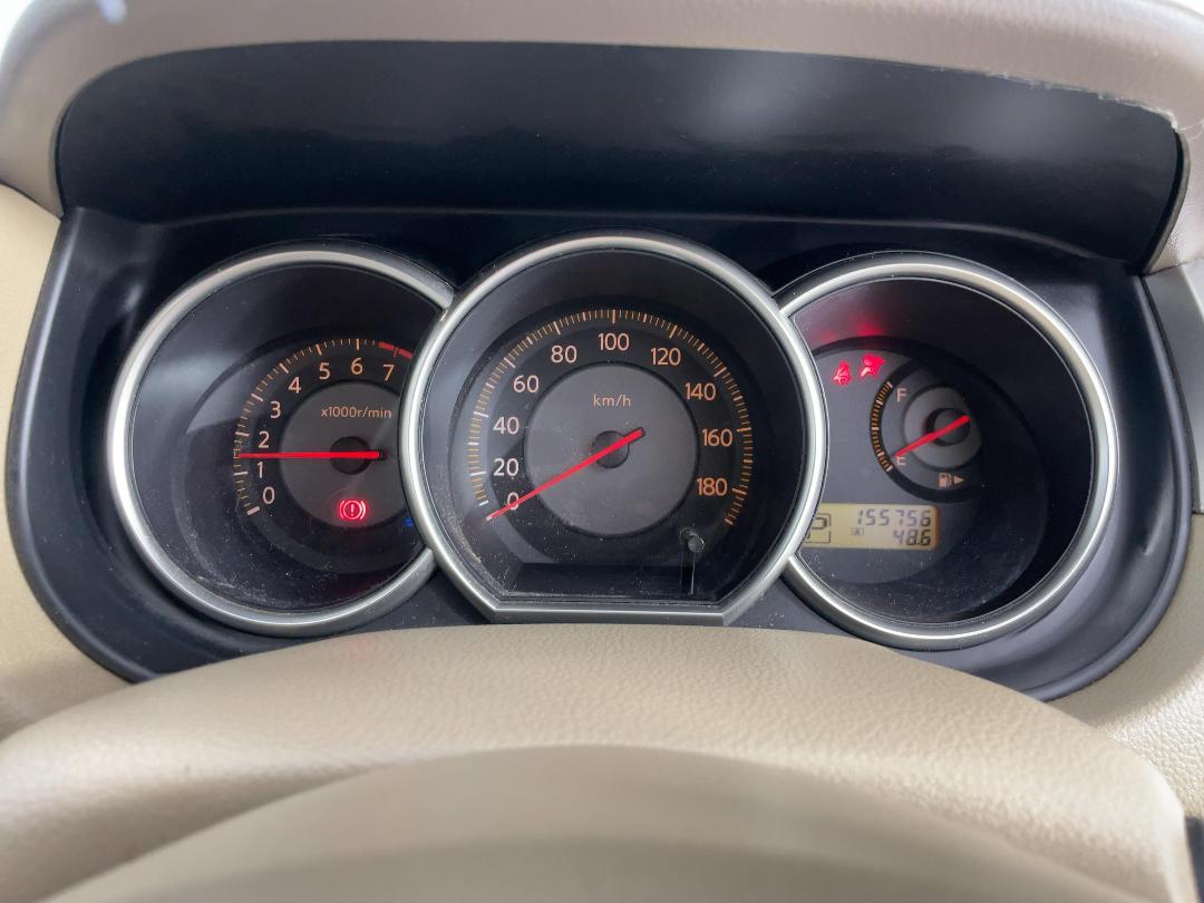 Photo '21' of Nissan Tiida Photo '21' of Nissan Tiida