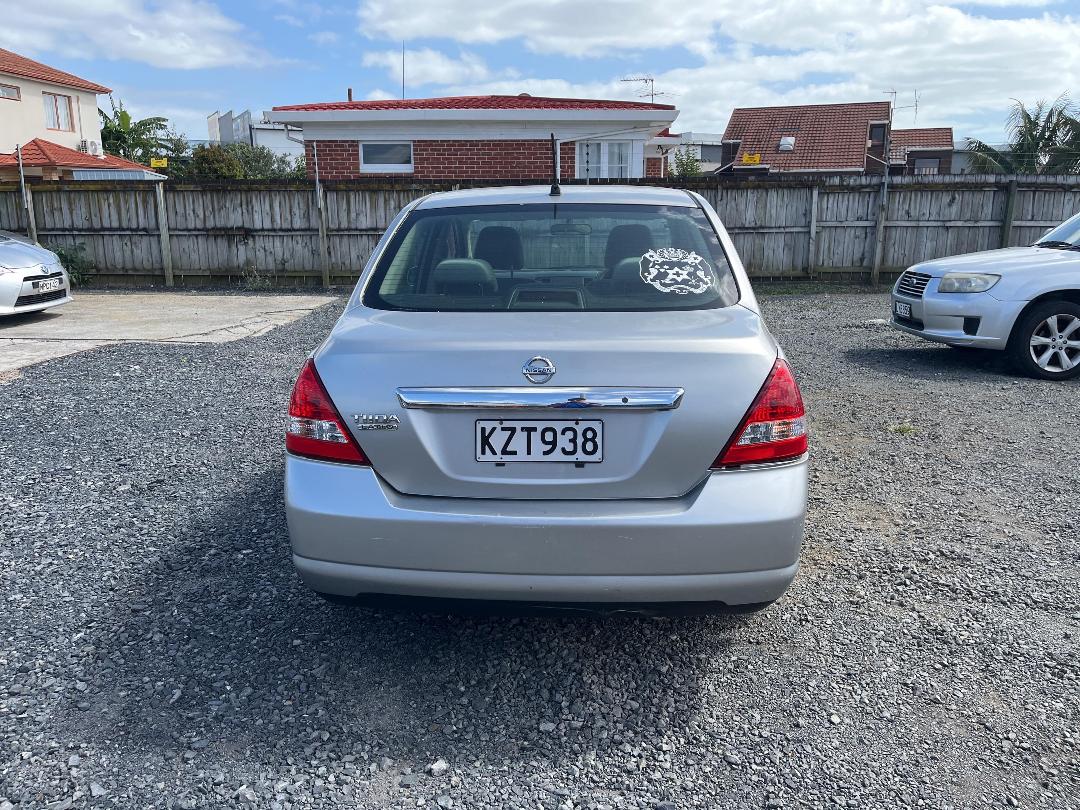 Photo '6' of Nissan Tiida Latio Photo '6' of Nissan Tiida Latio