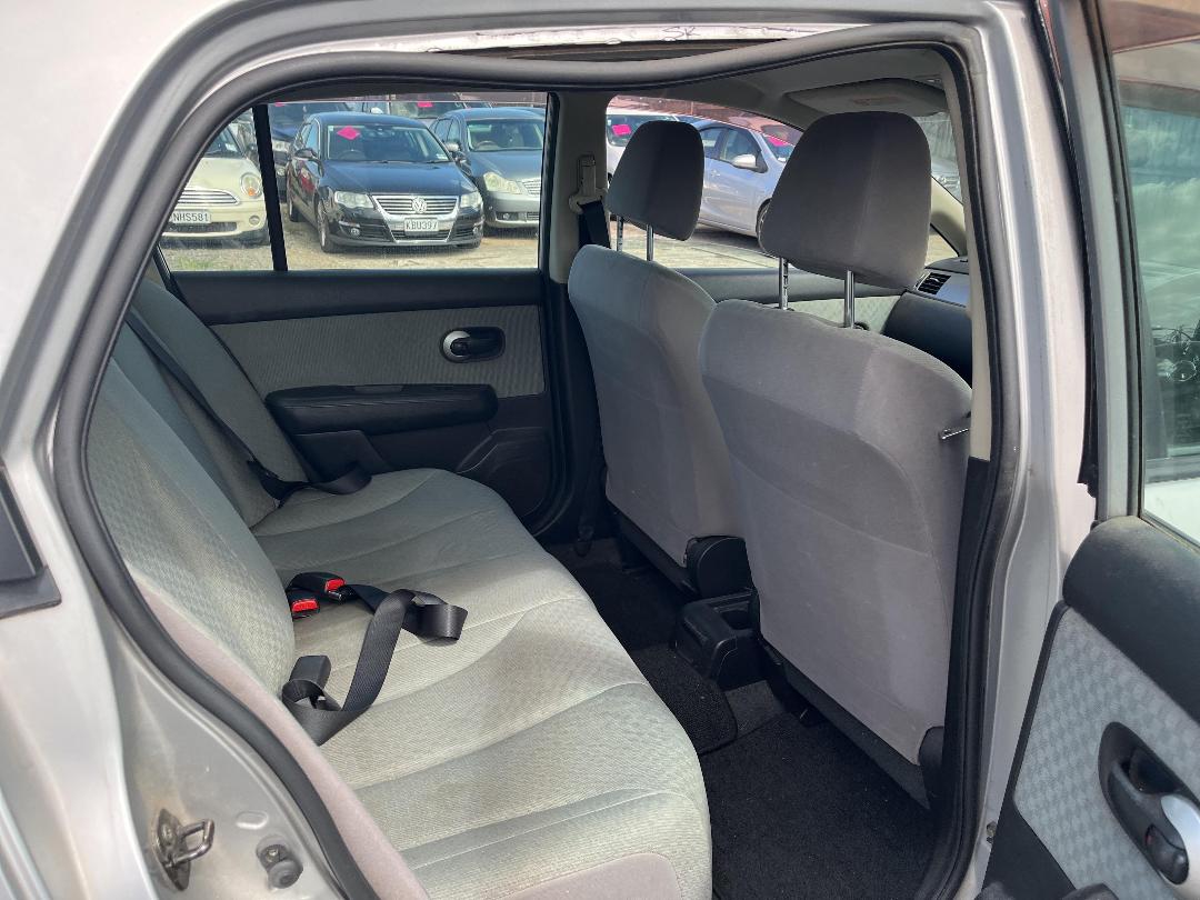 Photo '14' of Nissan Tiida Latio Photo '14' of Nissan Tiida Latio