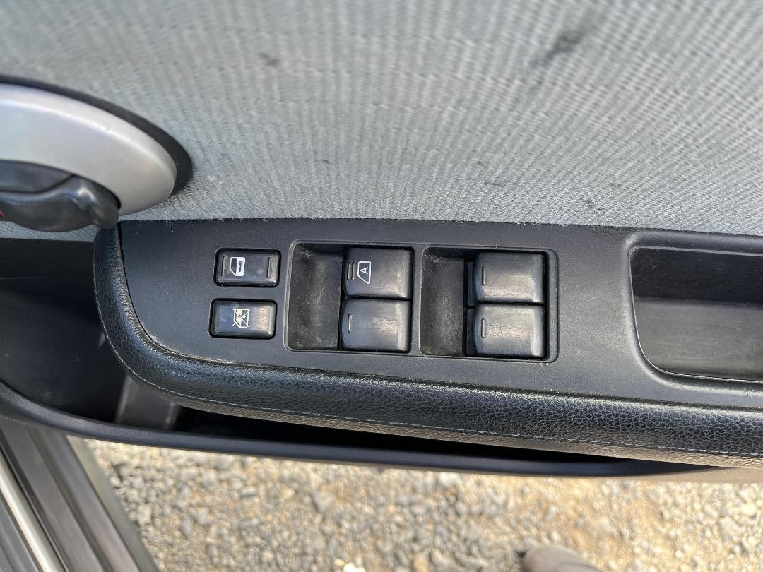 Photo '19' of Nissan Tiida Latio Photo '19' of Nissan Tiida Latio