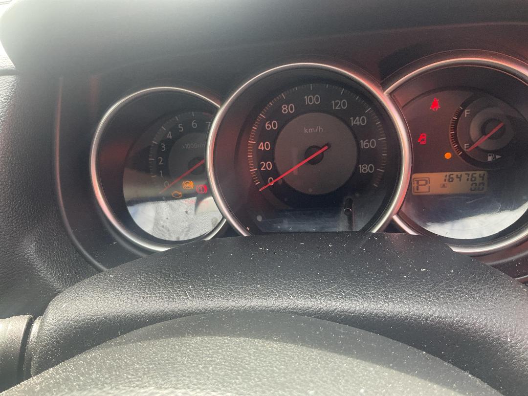 Photo '10' of Nissan Tiida