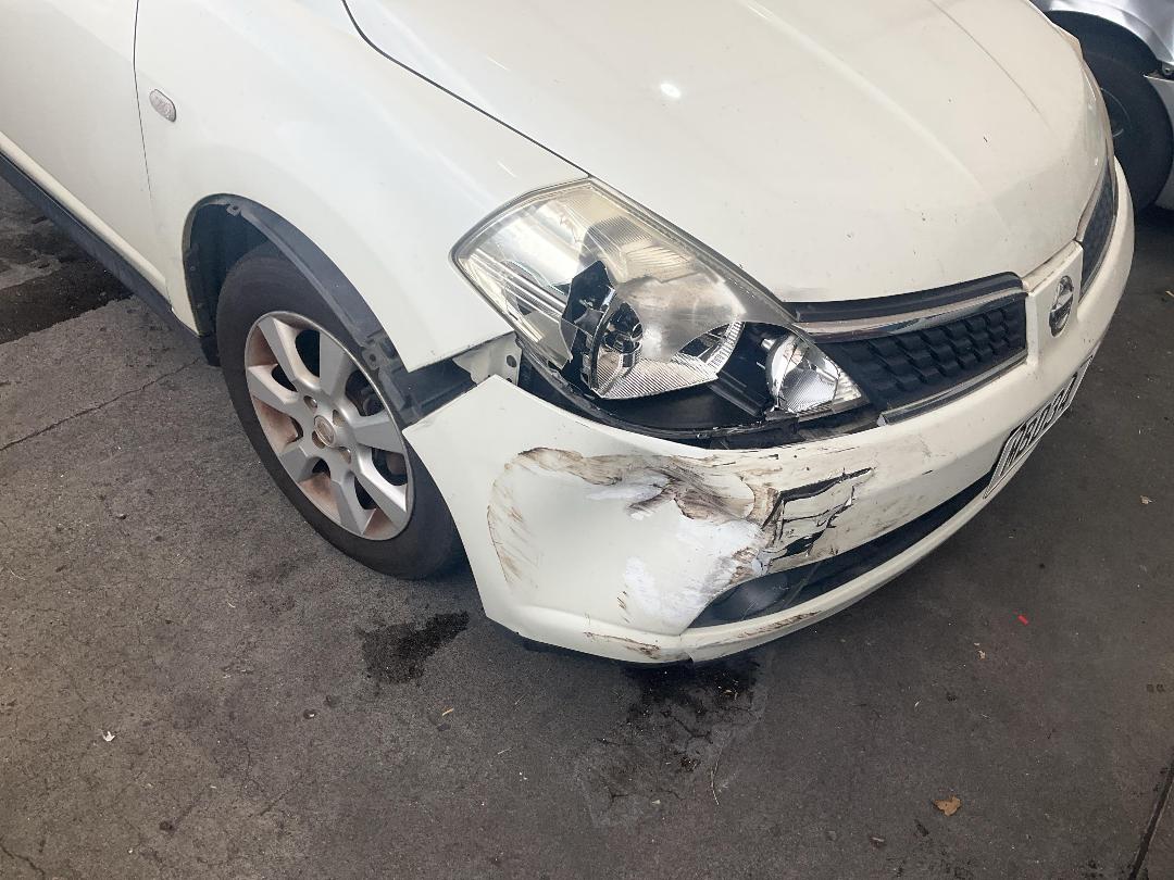 Photo '3' of Nissan Tiida Photo '3' of Nissan Tiida