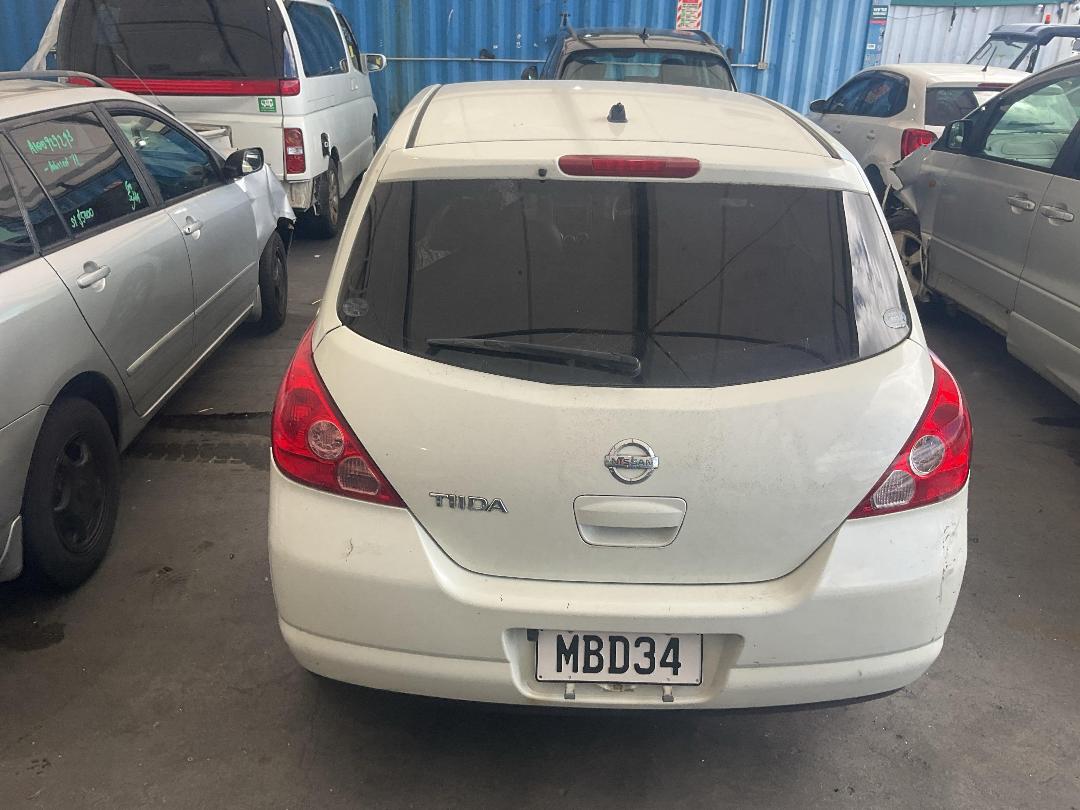 Photo '11' of Nissan Tiida Photo '11' of Nissan Tiida