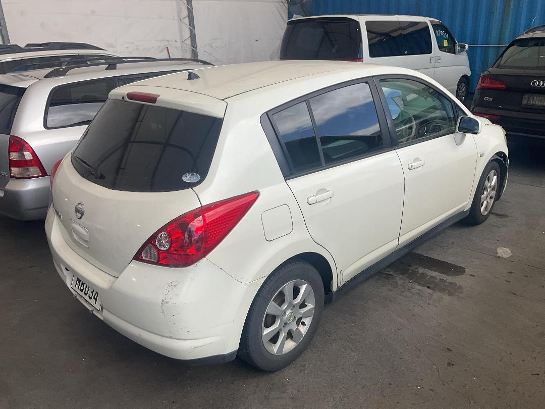 Photo '12' of Nissan Tiida Photo '12' of Nissan Tiida