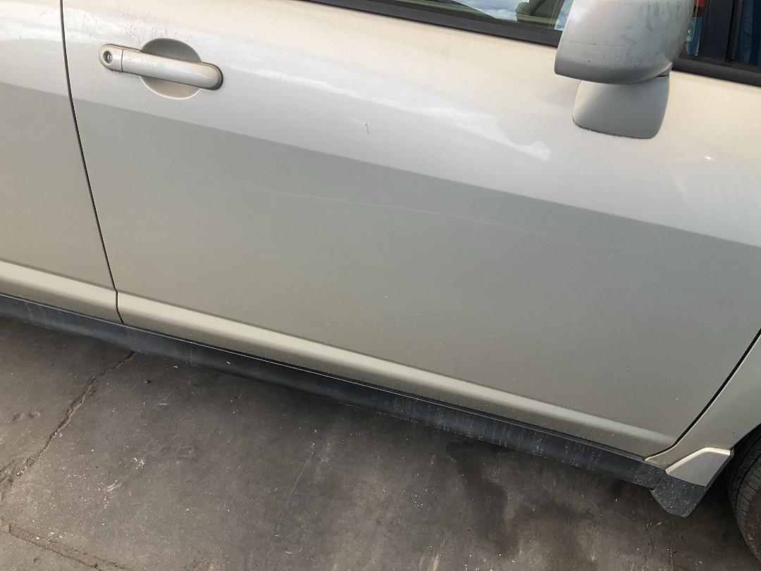 Photo '3' of Nissan Tiida Photo '3' of Nissan Tiida