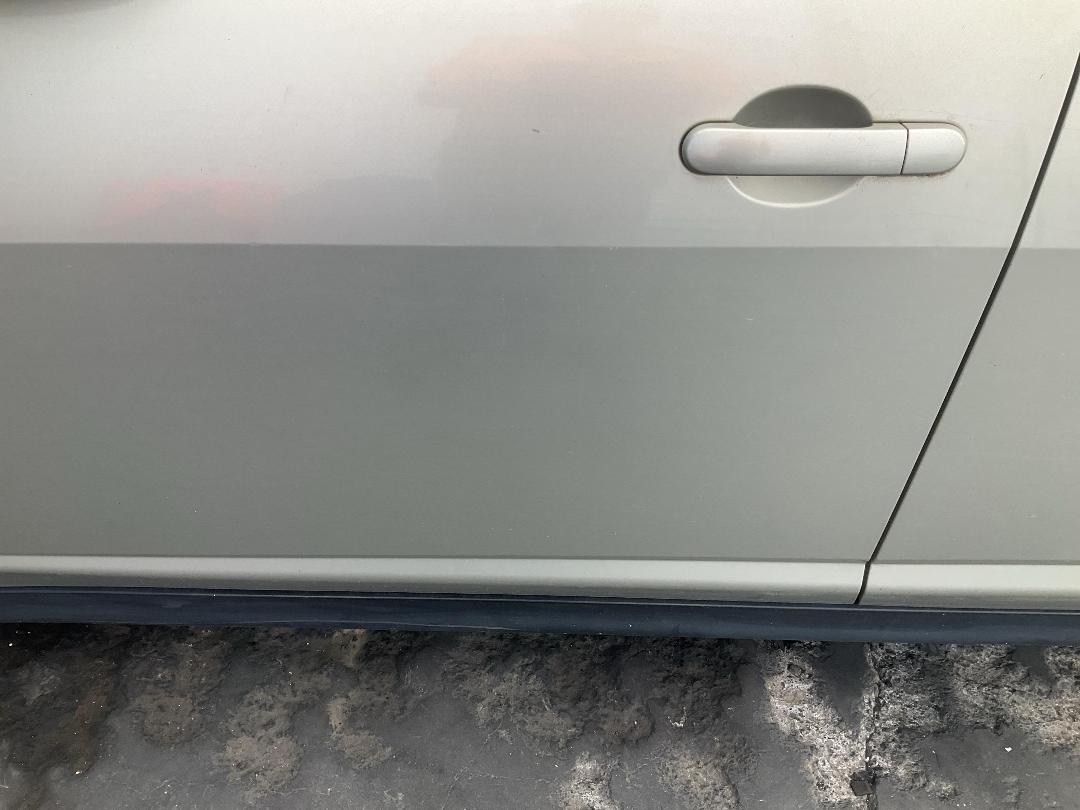 Photo '8' of Nissan Tiida Photo '8' of Nissan Tiida