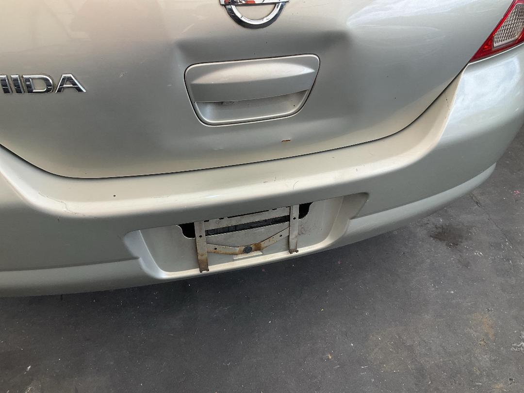 Photo '12' of Nissan Tiida Photo '12' of Nissan Tiida