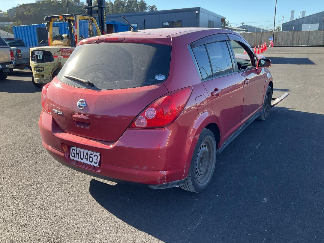 Photo '2' of Nissan Tiida