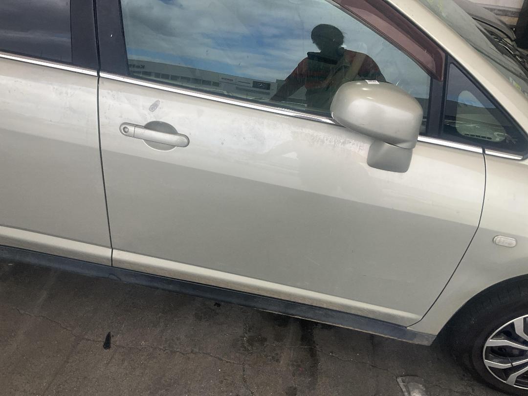 Photo '3' of Nissan Tiida Latio